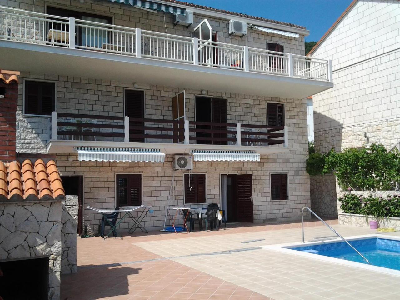 Apartmani Bezmalinovic Bol Exteriér fotografie